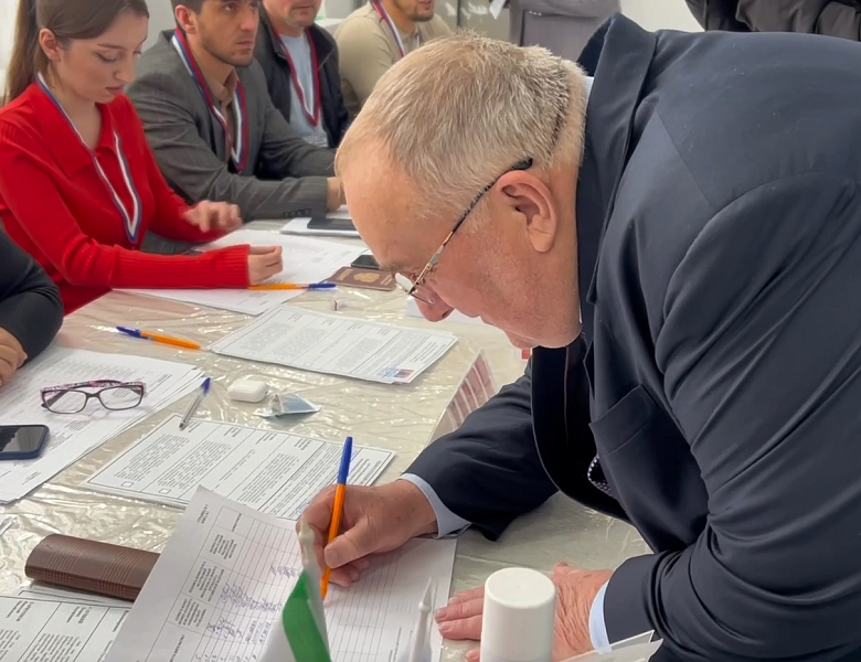 Депутат Народного Собрания Республики Ингушетия Муса Мархиев принял участие на выборах.